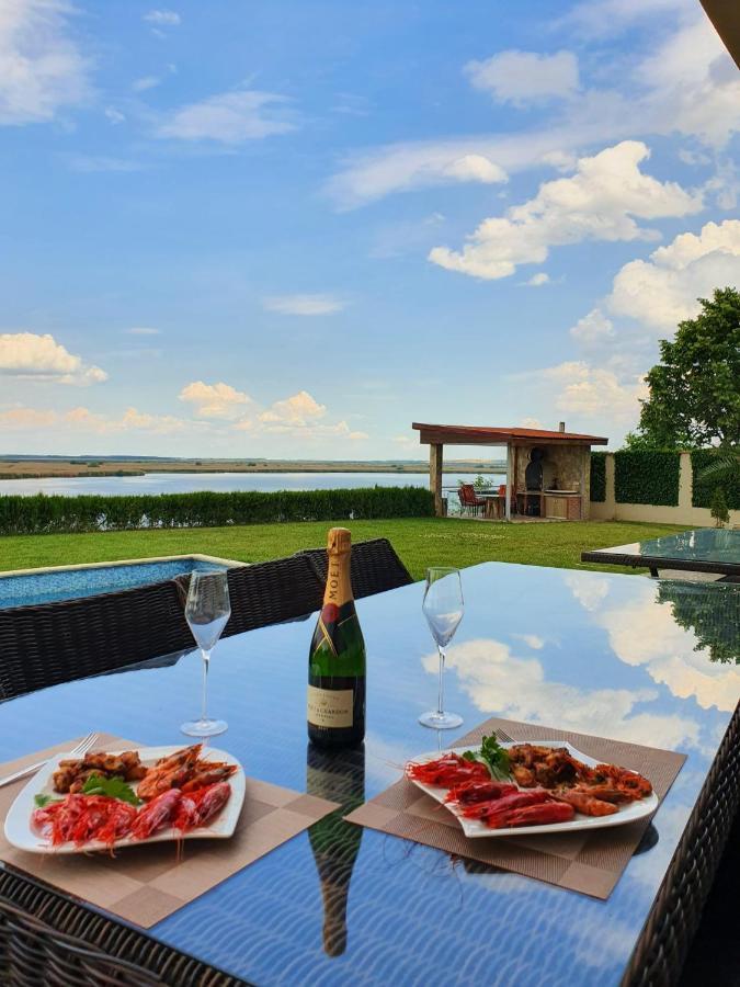 Casa Miralago Boutique Adults Only Tulcea Exterior foto